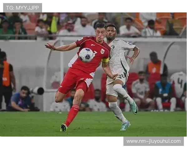 印尼球迷挑衅引发国足球迷激烈对峙冲突背后真相深度解析全面探讨